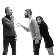 אסף אמדורסקי | שלומי שבן | יעל קראוס <br> שרים החלונות הגבוהים